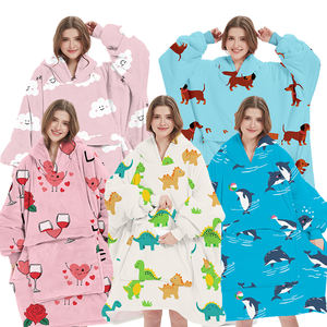 Usine pas cher couverture à capuche en flanelle pour adulte en gros grande couverture sherpa douce couverture portable surdimensionnée sweat-shirt polyester - Product Image 1