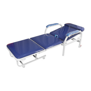 Silla de Acompañante Hospitalaria Plegable de Acero con Ruedas para Uso Médico, Asiento Ancho de 730 mm - Product Image 2