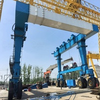 Plateforme de levage hydraulique marine personnalisée pour le lancement, la réparation et le transport de grands yachts en chantier naval