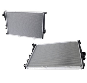 17111436060 17111436061 Radiador de Refrigeración del Motor para <span class=keywords><strong>BMW</strong></span> E38 E39 Sedán y Familiar - Product Image 2