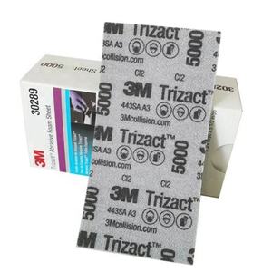 3M30289 Trizact <span class=keywords><strong>5000</strong></span> Papel <span class=keywords><strong>de</strong></span> <span class=keywords><strong>Lija</strong></span> <span class=keywords><strong>de</strong></span> Esponja Flocado 70/140mm con Respaldo Autoadhesivo Grano <span class=keywords><strong>5000</strong></span> para Lijado en Seco y con <span class=keywords><strong>Agua</strong></span> Trizact 3000 - Product Image 1