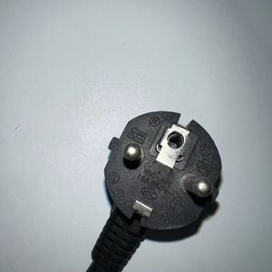 Placa de Inducción Portátil de 220V, Hornilla de Inducción Ajustable para Encimera - Product Image 6