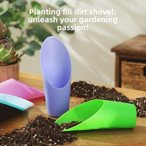 Pala Secchio Multicolore Creativa in Plastica Leggera, Attrezzo da Giardinaggio, Modello OEM Nove Mille Novecentonovantanove, per la Casa - Product Image 1