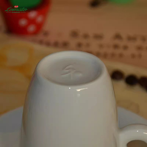 แก้วกาแฟเซรามิกคุณภาพสูงพร้อมจานรองแบบขายส่ง, แก้วเอสเพรสโซ่พอร์ซเลนสีขาวสำหรับร้านกาแฟ โรงแรม งานแต่งงาน, รับสกรีนโลโก้ - Product Image 5