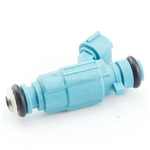 Inyector de Combustible 35310-23630 9260930025 para Hyundai Elantra Sonata Rio Gasolina MT Transmisión Manual - Product Image 3