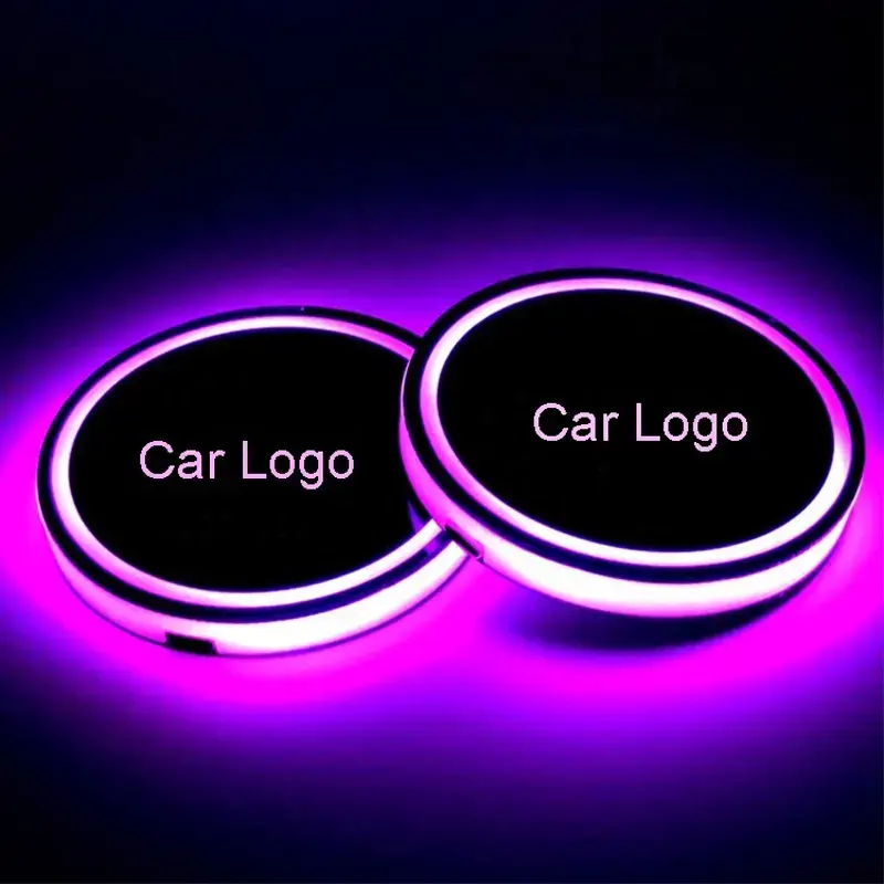 الأكثر مبيعًا مقاوم للماء ملون LED حامل أكواب السيارة أضواء ذكية مضيئة كوستر شحن USB سيارة حصيرة عدم الانزلاق