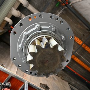 Поворотный двигатель в сборе 9303693 9303679 4668923 M5X180 для экскаватора <span class=keywords><strong>Hitachi</strong></span> EX1200-6 EX1200-5/Запчасти <span class=keywords><strong>Hitachi</strong></span> Поворотный двигатель - Product Image 5