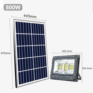 ไฟสปอร์ตไลท์ LED พลังงานแสงอาทิตย์สำหรับภายนอกอาคาร พร้อมตัวเรือนอะลูมิเนียม IP67 แบตเตอรี่ในตัว รีโมทคอนโทรล แสงขาว 6000K มุมลำแสง 120 องศา สำหรับใช้ในสวน กันน้ำ IP67 - Product Image 6