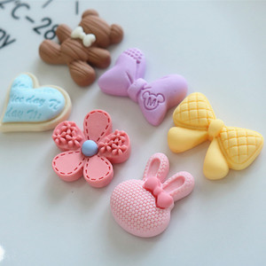 Amour mignon bricolage <span class=keywords><strong>fait</strong></span> <span class=keywords><strong>maison</strong></span> étui de téléphone portable réfrigérateur autocollant broche accessoires Sud 9 perles breloques en résine plastique - Product Image 4