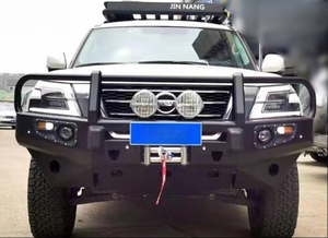 Soporte de cabrestante de parachoques delantero de acero resistente Black Bull 4*4 para Nissan Patrol Y62 19 + Black Bull <span class=keywords><strong>Bar</strong></span> nueva luz antiniebla todoterreno - Product Image 3