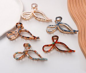 Accessoires Daou : Nouvelles pinces <span class=keywords><strong>à</strong></span> cheveux asymétriques pour filles, colorées, faites <span class=keywords><strong>à</strong></span> la main, style ruban, collection automne-hiver, best-seller transfrontalier - Product Image 5
