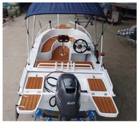 Bateau de pêche en alliage d'aluminium confortable et économique pour 6 à 8 passagers, idéal pour les sports nautiques fluviaux et la navigation, avec coque en PVC et garde-corps soudés.