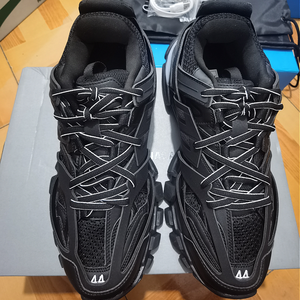 Элитные дизайнерские кроссовки класса люкс, оригинальные Balenciaga Runner 7.5 3XL Track 3 LED, повседневная обувь для мужчин и женщин, эффект потертости - Product Image 2