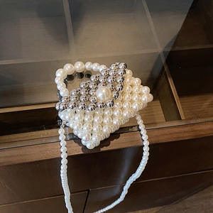 Bolso de mano de noche para mujer a la moda, monedero para boda, fiesta de graduación, bolso de mano con perlas caladas ostentosas - Product Image 4
