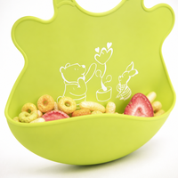 Bavoir d'alimentation réglable en silicone imperméable pour bébé, mignon, réutilisable, écologique, lavable, portable, avec poche de récupération des aliments large, pour 4-60 mois