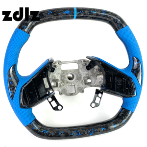 Volante de Fibra de Carbono Forjado en Polvo Azul para Chevrolet Corvette C8 <span class=keywords><strong>Camaro</strong></span>, Personalizado con Cuero Azul Perforado - Product Image 2