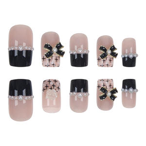 24 Uds <span class=keywords><strong>Uñas</strong></span> acrílicas ABS de alta calidad con decoración de perlas de diamantes de imitación lindas <span class=keywords><strong>uñas</strong></span> postizas <span class=keywords><strong>cuadradas</strong></span> <span class=keywords><strong>cortas</strong></span> fábrica al por mayor - Product Image 2