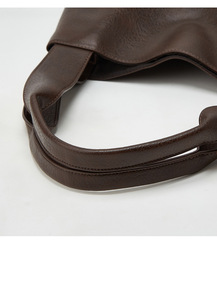 Minimalist PU Tote Bag Women Soft Shoulder Strap Casual Daily Use Open <b>Top</b> Black Handbag Ladies <b>Top</b> Handle Handbag - Product Image 4