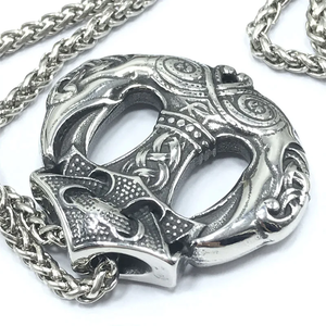 सबसे अधिक बिकने वाला यूरो-अमेरिकी ट्रेंडी निक्लॉस अभिभावक शील्ड हिप-हॉप नेकलेस टिकाऊ विंटेज शैली थोक स्टेनलेस स्टील - Product Image 3