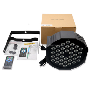 Luci RGB per Feste DJ a Prezzo di Fabbrica, Faretto LED RGB Piatto in Plastica con 36 LED e Telecomando - Product Image 1