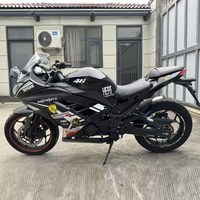 Motocicleta Deportiva Usada de 200-400cc - Origen Jiangsu >80km/h Velocidad Potente para Exportación