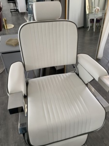 Poltrona da <span class=keywords><strong>Barbiere</strong></span> Bianca Professionale con Pompa Idraulica Resistente, Altezza Regolabile, Arredamento per Parrucchieri <span class=keywords><strong>e</strong></span> Barbieri - Product Image 2