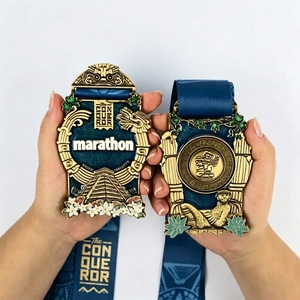Medaglie Sportive Personalizzate 3D per Premiazioni di Lotta, Tiro con l'Arco, Corsa 5k, Maratona, Boxe, Taekwondo, Calcio con Nastro - Product Image 1