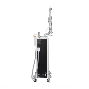 Machine de beauté au laser CO2 et à Q-SWITCH pour cicatrices, effet raffermissant longue durée, matrice de points verticale 1064nm 1024nm 755nm 532nm - Product Image 3