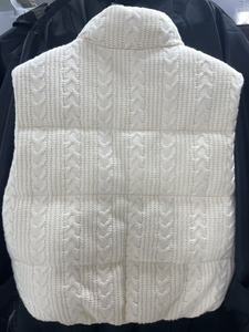 Tela de Punto Jacquard de Punto Grueso de Alta Densidad de 530 g/m², Fabricada en China, para Abrigos de Invierno - Product Image 6
