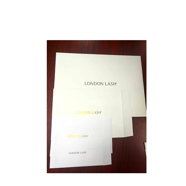Personnalisé a4 a5 c5 blanc kraft papier emballage feuille d'or logo gousset post enveloppe personnalisée pour l'expédition