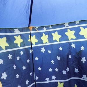 Carpa de Juego Infantil con Diseño de Estrellas y Luna, 105 cm x 80 cm x 135 cm, Casa de Juegos Interior y Exterior para Niños de 2 a 4 Años, Unisex - Product Image 3