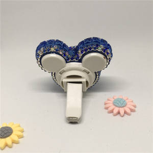 Junsun — désodorisant de <span class=keywords><strong>voiture</strong></span> en cristal, en forme de tête de Mickey, <span class=keywords><strong>bombe</strong></span> désodorisant, produit de haute qualité - Product Image 2