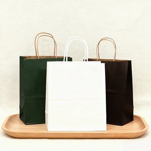 Bolsa de Compras de Papel Kraft Blanca y Marrón con Asas Retorcidas e Impresión de Logotipo - Product Image 2