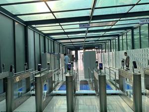 Tự động cảm ứng phun khởi động tay tự động cân đối cổng nhân viên vệ sinh trạm - Product Image 4