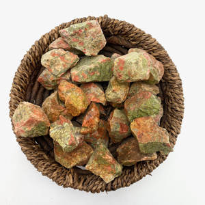 Vente en gros de pierres vertes naturelles de haute qualité, parfaites pour la collection à domicile, cadeau pour la Saint-Valentin - Product Image 6