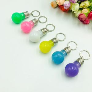 Usine Ampoule lumineuse porte-clés créatif LED éclairage coloré porte-clés pendentif <span class=keywords><strong>incassable</strong></span> LED ampoule porte-clés pour cadeaux promotionnels - Product Image 6