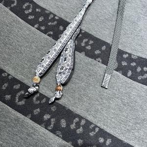 Individuell Gefertigtes Y2K Street-Kleid für Damen vom Hersteller, French-Terry-Street-Kleid mit Distressed-Stickerei, Dekoratives gefüttertes Sweatshirt mit durchgehendem Reißverschluss - Product Image 5