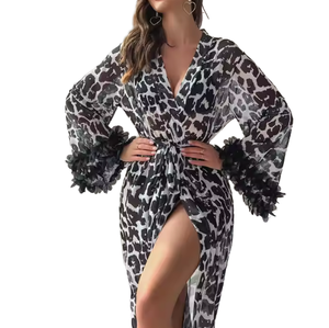 Robes élégantes pour femmes <span class=keywords><strong>Abaya</strong></span> peignoir Satin vente chaude impression numérique <span class=keywords><strong>Sexy</strong></span> léopard Floral avec plume - Product Image 1
