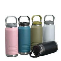 Bouteille d'eau de grande capacité OEM ODM de 1200ml, tasse thermos en acier inoxydable à double paroi avec paille à rabat, gobelet personnalisé