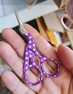 Exquisite Vintage Cross-Stitch Handmade <strong>Mini</strong> <strong>Scissors</strong> Crane-Shaped <strong>Scissors</strong> In Multiple Colors - Product Image 3