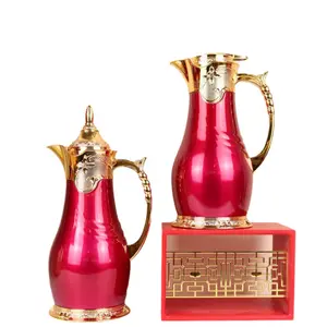 Arabische High-End-Hochzeit warme Topf Gold Set Thermoskanne im Nahen Osten Stil Dubai Kaffeekanne