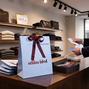 Paper Bag Premium Custom Printed oem odm Packaging for Fashion Retail Boutique Shopping Gift Packaging Carrier Solution Factory - Product Image 3
