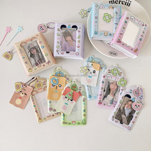 GOSS Dernière conception 3 pouces Pvc Creative Kpop Merchandise Kpop Star Photo Card Holder Frame with Fluffy Pendant Keychain Hot Saling - Product Image 4