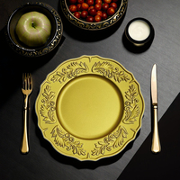Assiettes de présentation jetables de luxe en plastique PP de 13 pouces, durables, personnalisées, motif floral moderne et récifal doré, pour mariage et fête, Fujianwedding