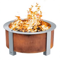 Brasero sans fumée en acier Corten Série 24, compatible avec le bois, pour usage extérieur familial, large gamme d'accessoires Breeo
