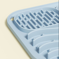 Nouveaux tapis à lécher pour la santé dentaire des chiens et des chats, assiettes interactives à lécher pour l'alimentation lente avec base antidérapante, jouets d'enrichissement mental pour animaux de compagnie