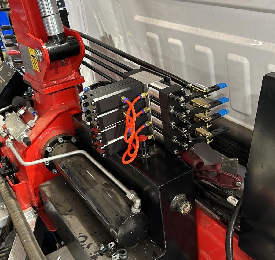 hydraulic valve joystick