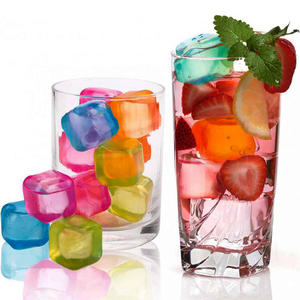 Juego de Cubitos de Hielo Reutilizables de Plástico, Libres de BPA, Resistentes al Congelador, Resistentes al Calor hasta 80°C, Diseño Cuadrado Colorido para <span class=keywords><strong>Whisky</strong></span> y Jugos - Product Image 1