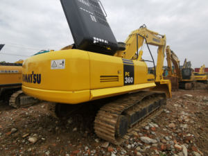 Excavadora de cadenas Komatsu PC360 de 36 toneladas de segunda mano en oferta, para minería y movimiento de tierras, con pocas horas de trabajo. - Product Image 2