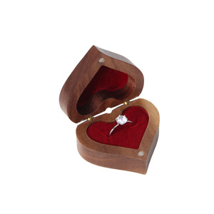 Heart Shaped Wooden <b>Ring</b> <b>Box</b> 6x5.5x3.2cm For Engagement Jewelry Packaging - Product Image 4